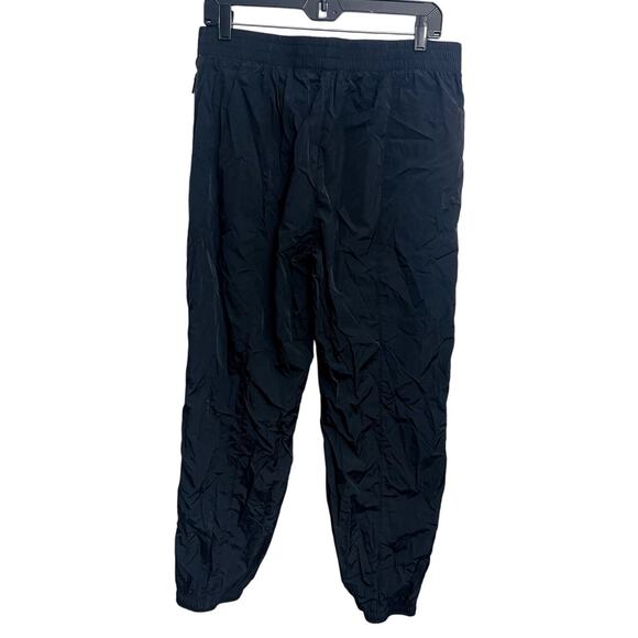 TNA Aritzia Black Parachute Track Pull On Pants Size L Cozycore Gym Workout - Picture 2 of 2